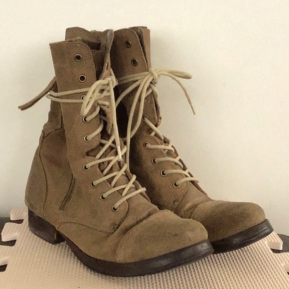 Aldo Beige Suede LaceUp Boots with Side Zip Size 7 - Picture 2 of 3